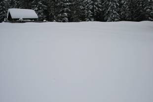 Tatry pod śniegiem (Fot. Bartosz Twarowski)  » Click to zoom ->